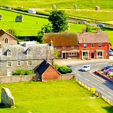Silbury House Bed & Breakfast Ейвбъри Екстериор снимка